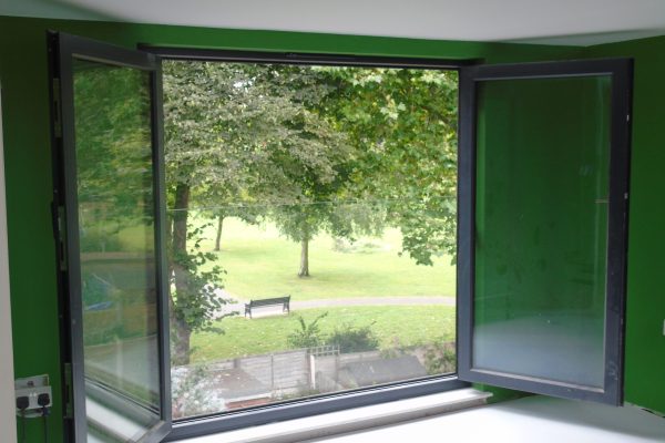 These have been designed to be virtually invisible, with no marks on the glass - to take in the view and not be obstructed by the balustrade.